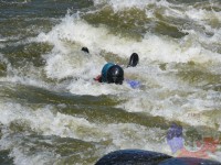 Výcvik v dravé vodě – 2012, Veltrusy – Pasivní plavání v dravé vodě ve dvojici za sebou (Záchranář, zachraňovaný)